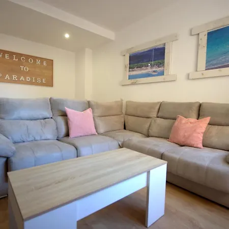 Livingtarifa Casa Tarik *